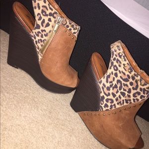 Lucky brand wedges